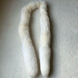 Beautiful Fox fur natural white stole. 74” long